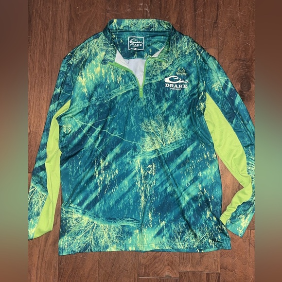 Drake Vibrant Green and Teal Fishing Shirt large LNWOT - Picture 1 of 4